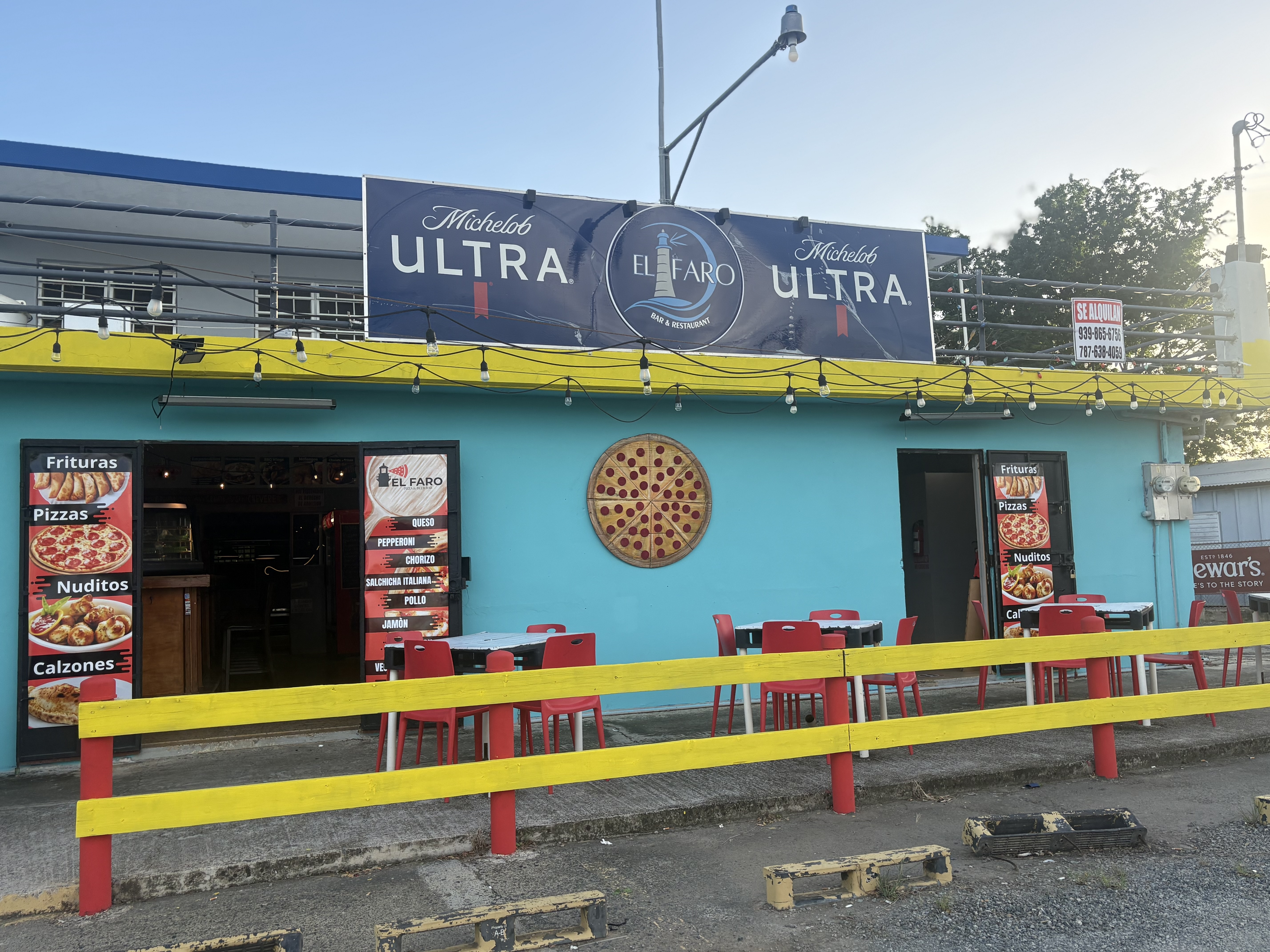 El Faro Bar y Pizza Playa Combate